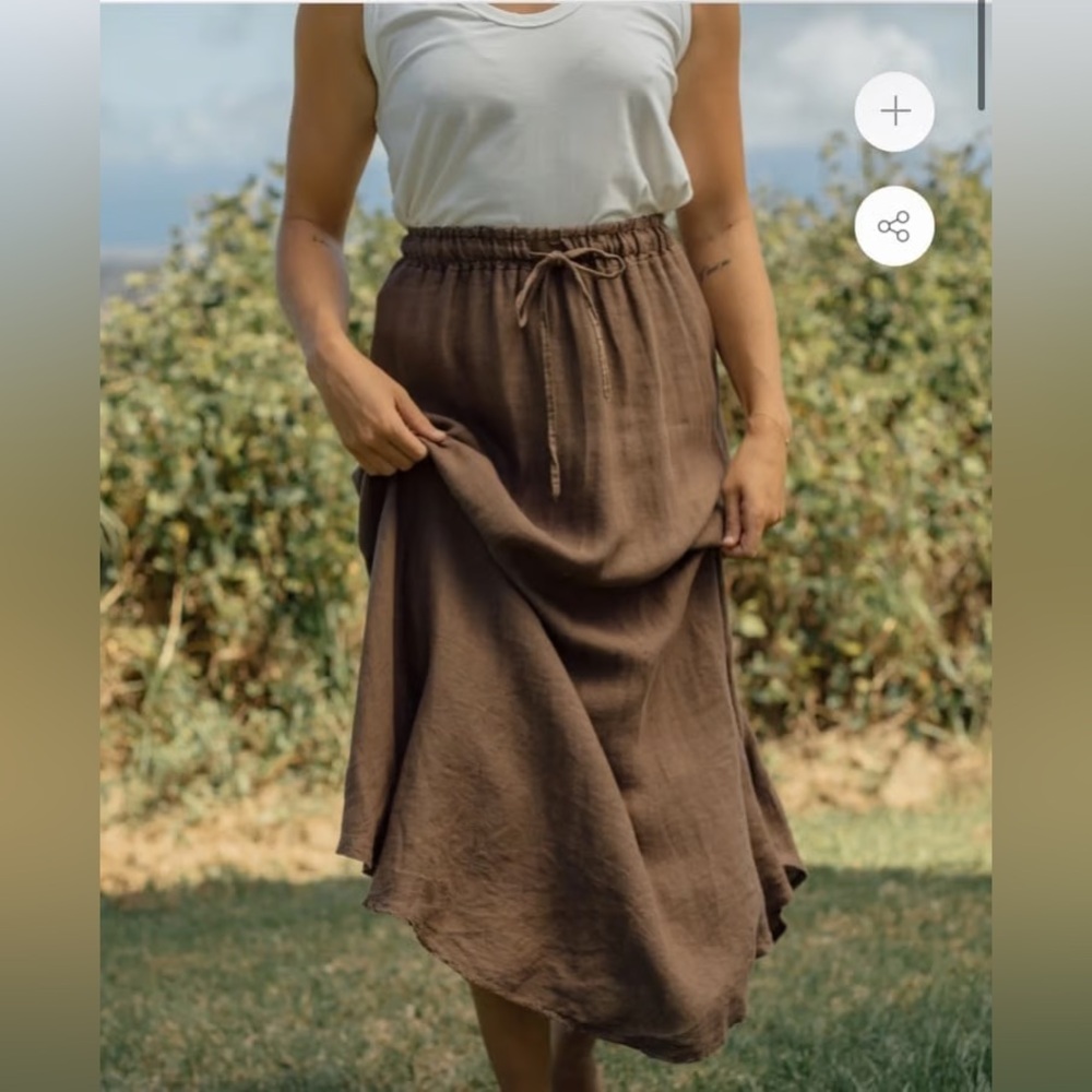 EUC Neuflora Paris Skirt - Taupe Brown - Large